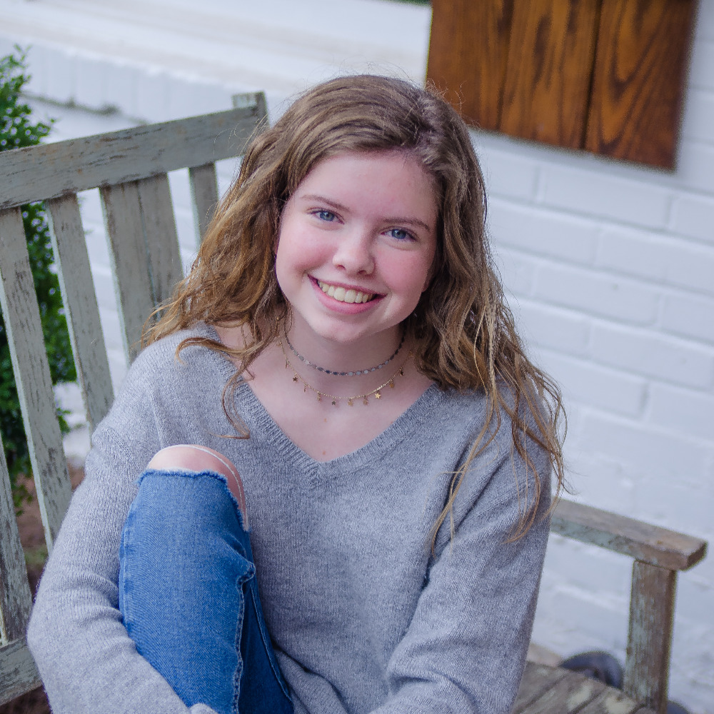 Meet your Posher, Olivia